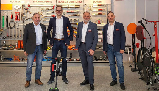 Pet Vertriebsteam am Messestand