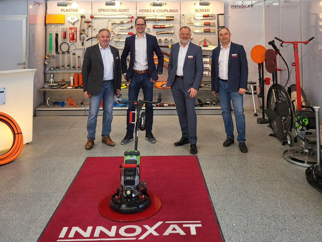 Pet Vertriebsteam am Messestand